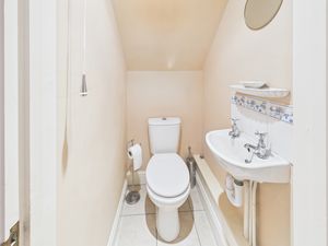 Cloakroom- click for photo gallery